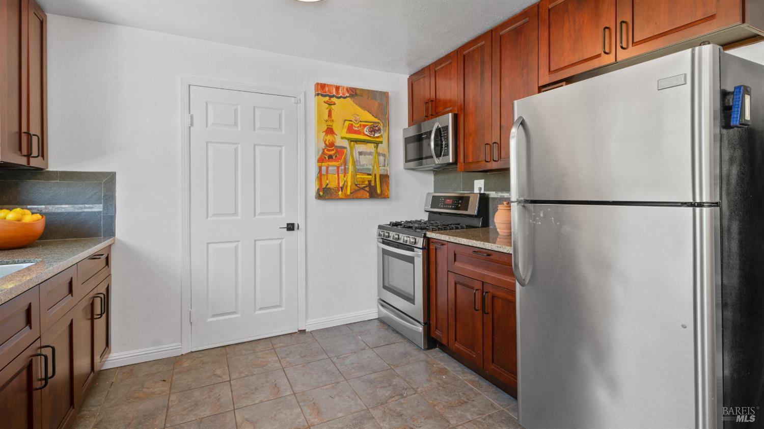 46 Hermosa Ave