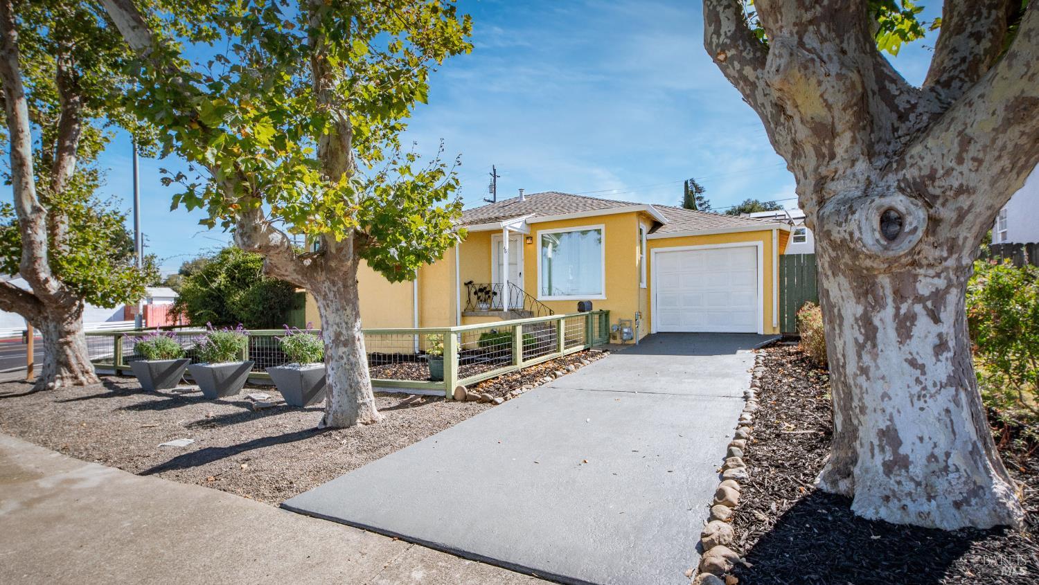 46 Hermosa Ave
