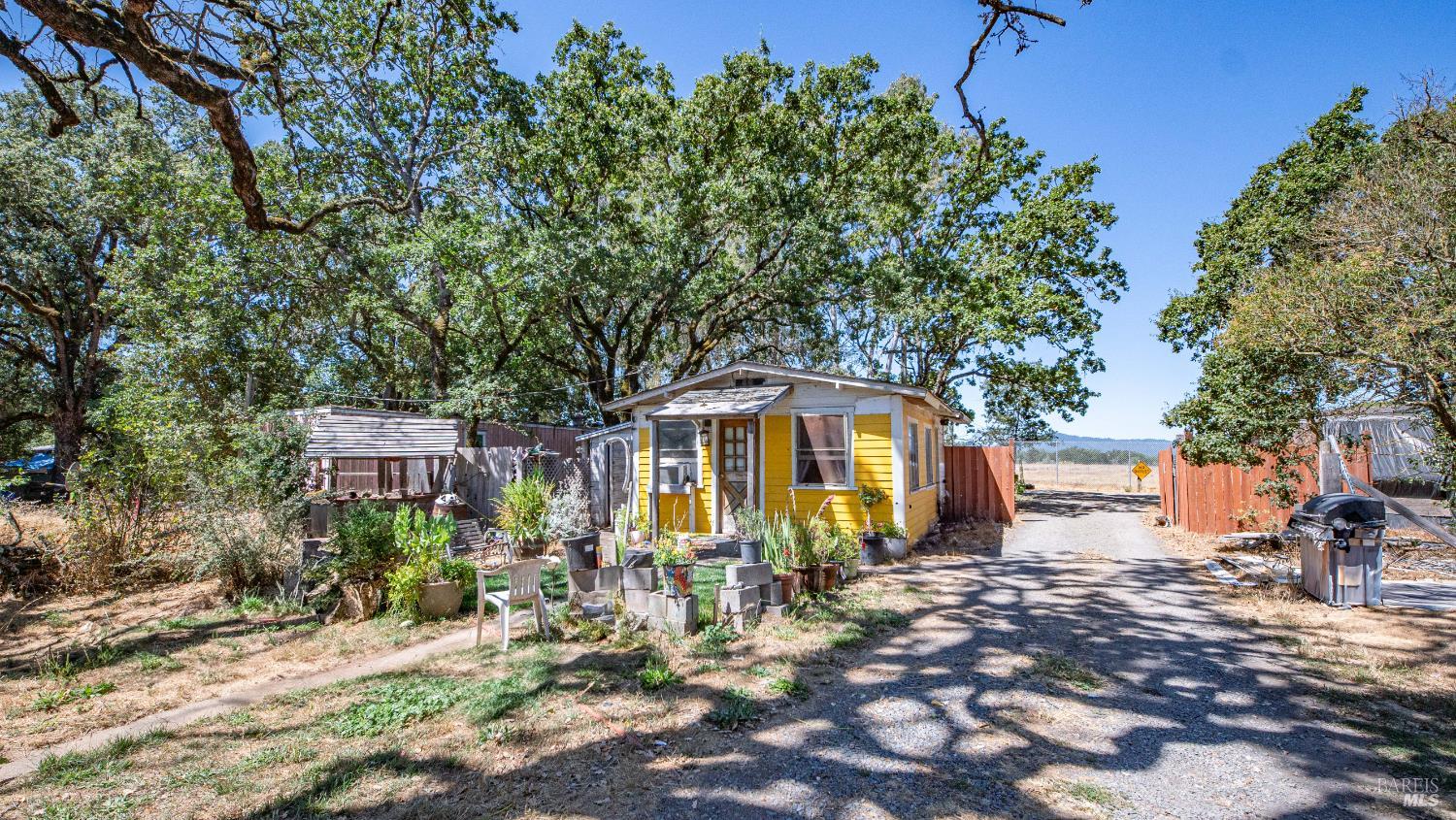 1410 Sanders Rd