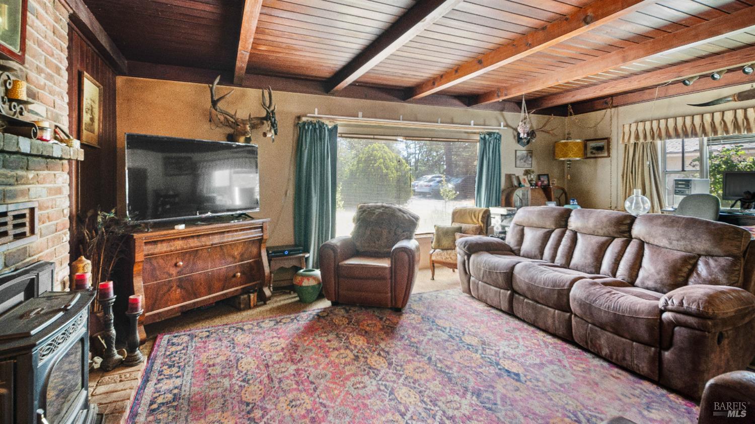 1410 Sanders Rd