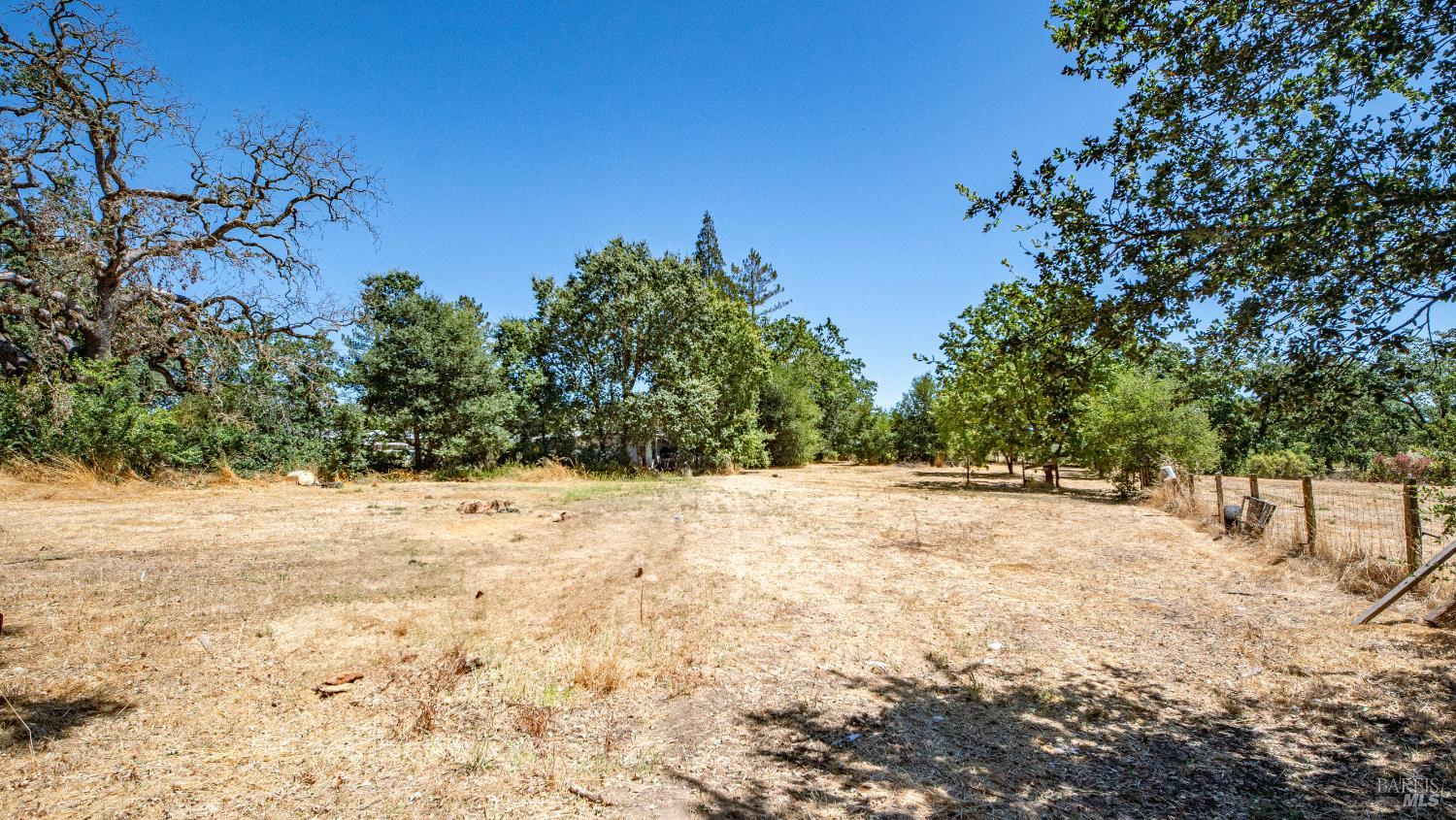 1410 Sanders Rd