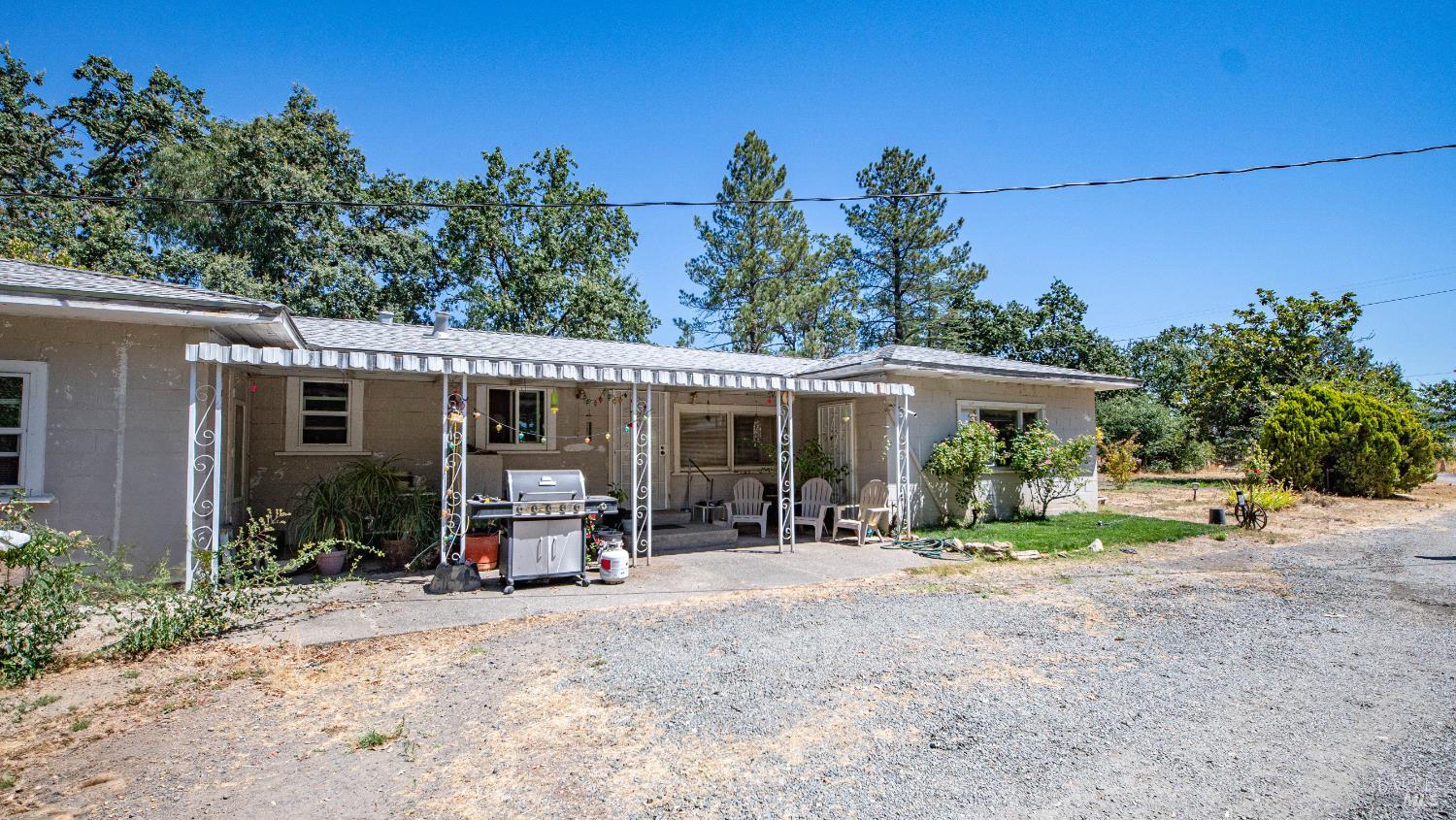 1410 Sanders Rd