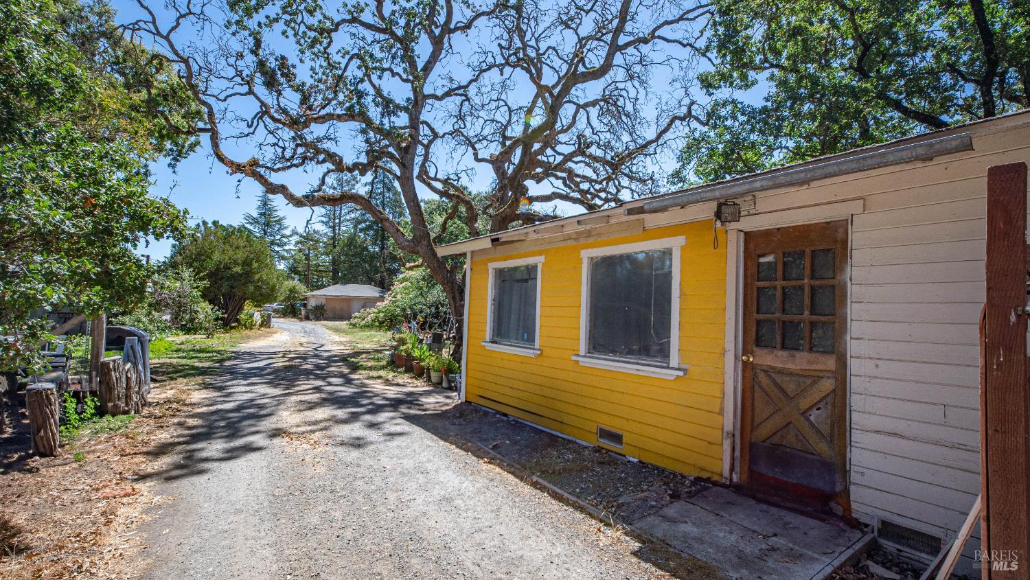 1410 Sanders Rd
