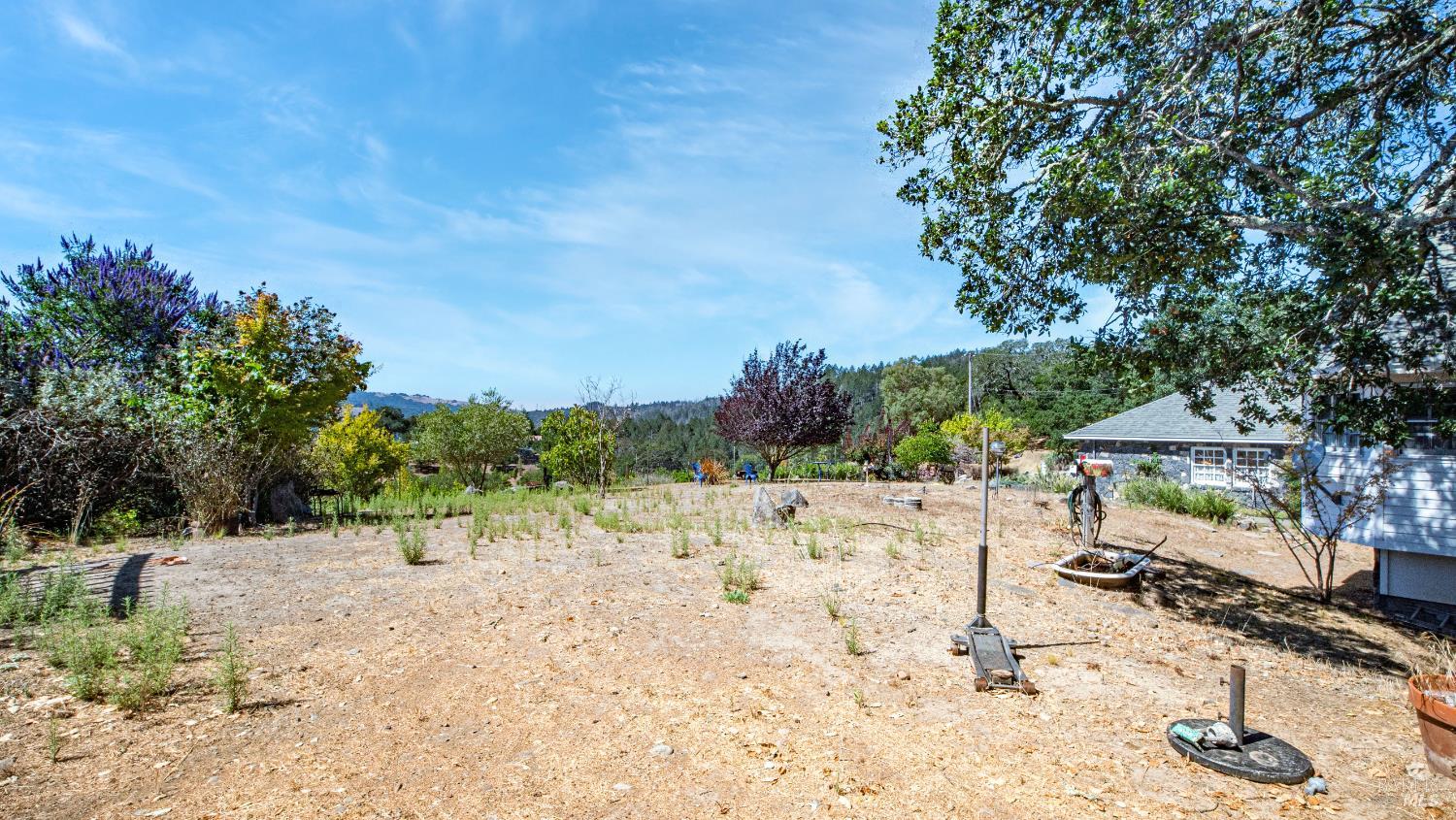 1477 Lawndale Rd