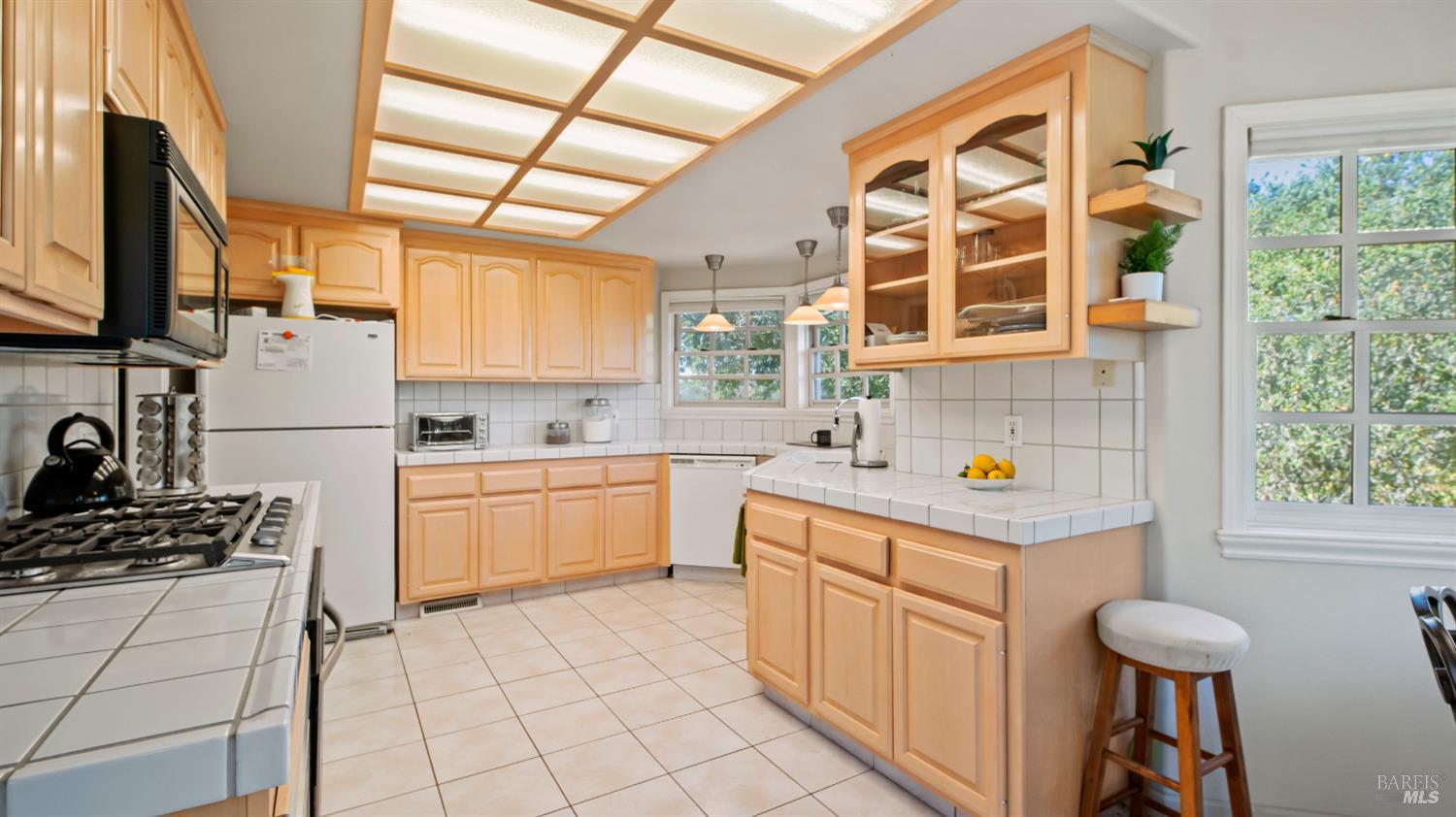 1477 Lawndale Rd