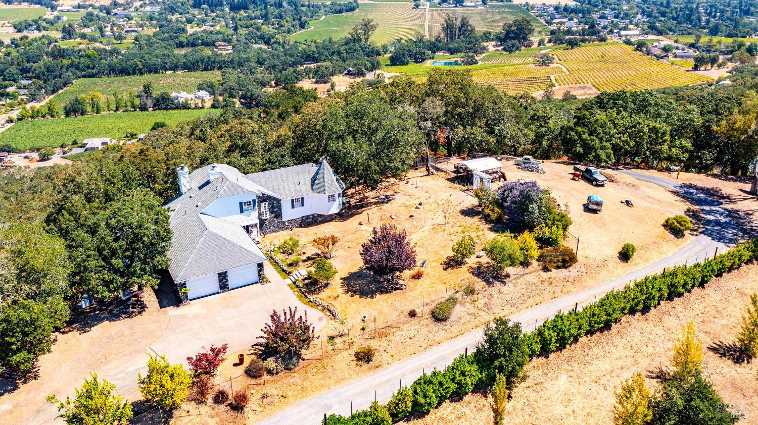 1477 Lawndale Rd