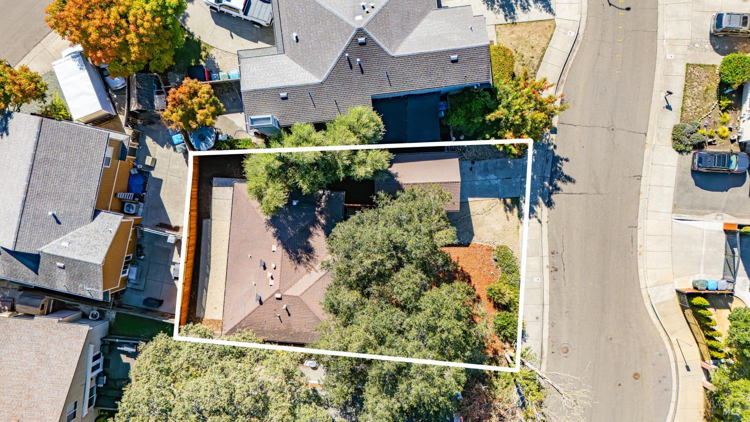 1380 Velma Ave