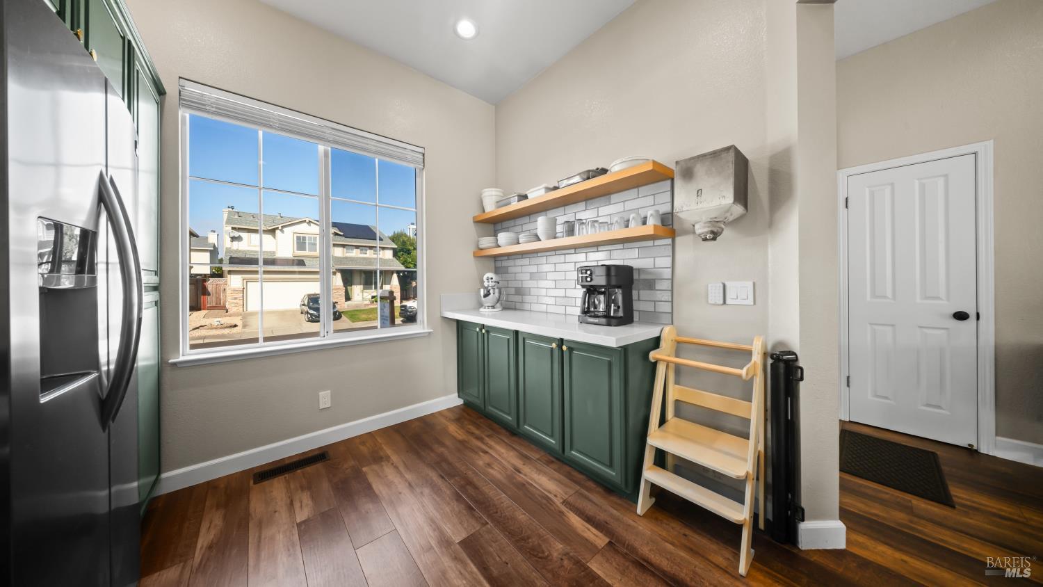 1211 Mateo Drive