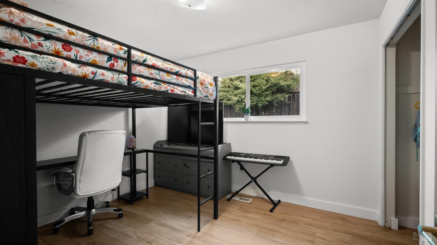 5412 Yerba Buena Road