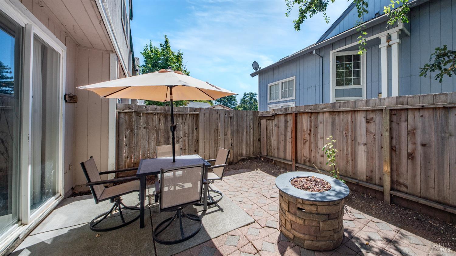 1532 Pinebrook Place