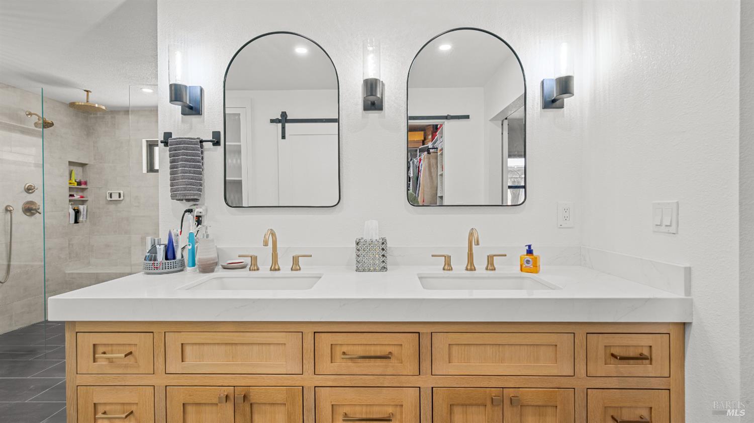 1081 Tamarisk Drive Unit: #A