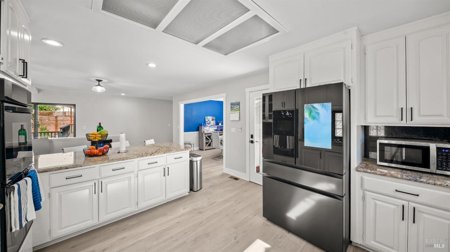 1081 Tamarisk Drive Unit: #A