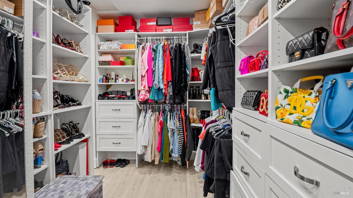 1081 Tamarisk Drive Unit: #A