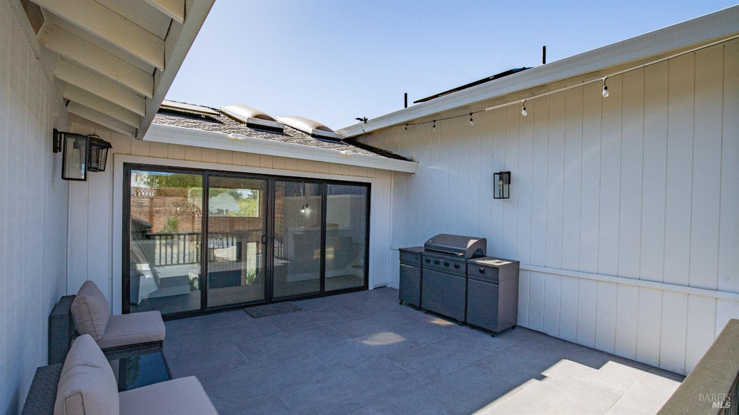 1081 Tamarisk Drive Unit: #A