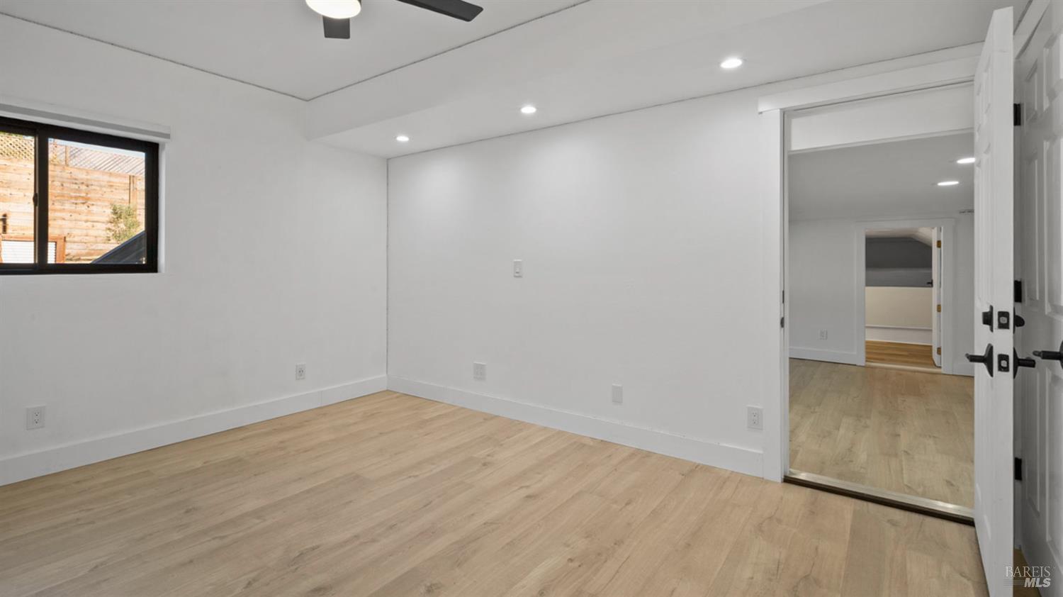 1081 Tamarisk Drive Unit: #A