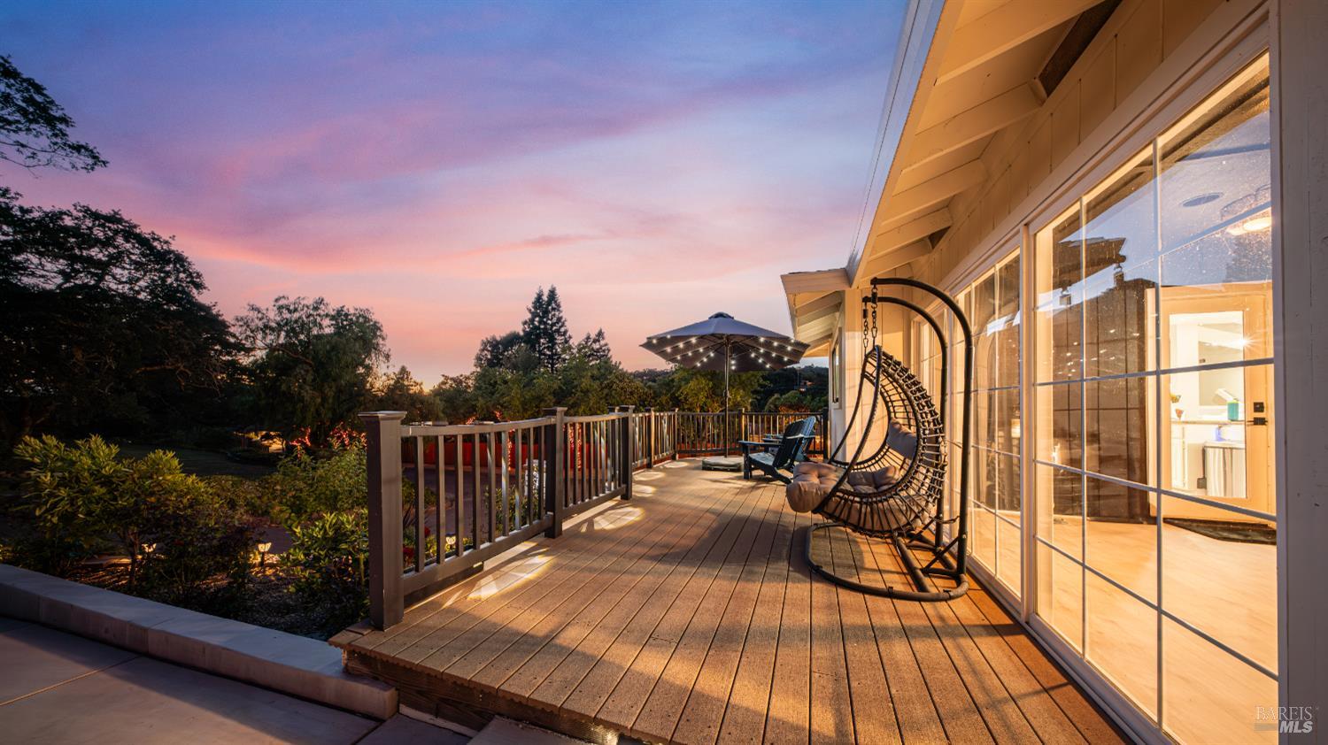 1081 Tamarisk Drive Unit: #A