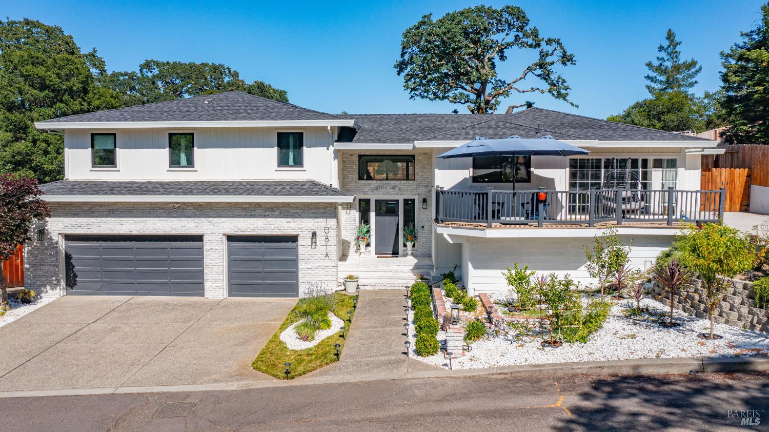 1081 Tamarisk Drive Unit: #A