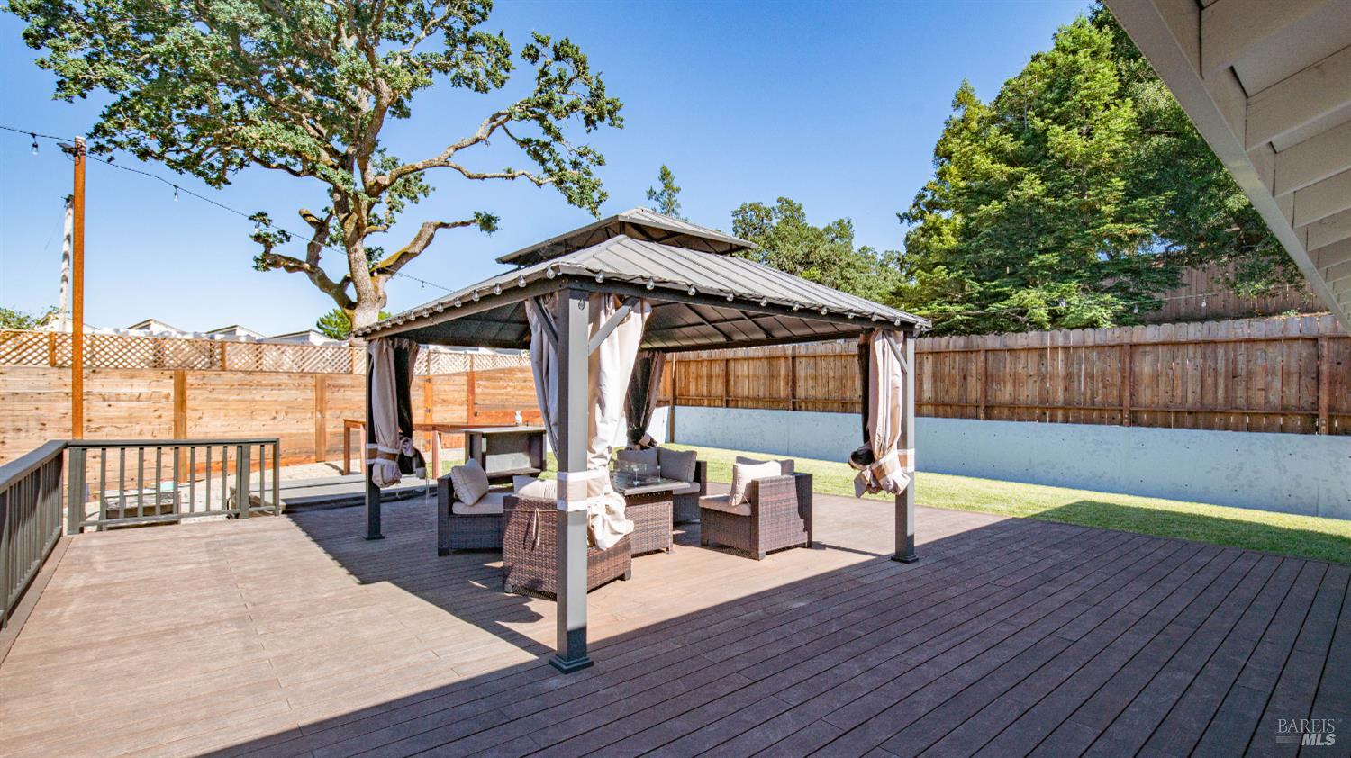 1081 Tamarisk Drive Unit: #A