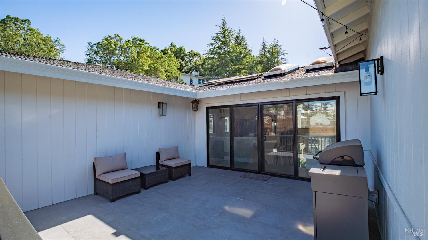 1081 Tamarisk Drive Unit: #A