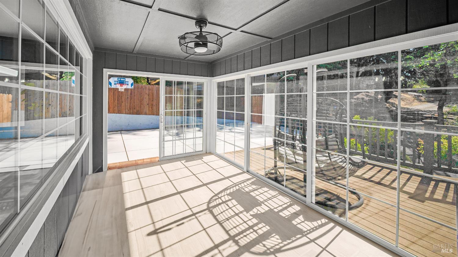 1081 Tamarisk Drive Unit: #A