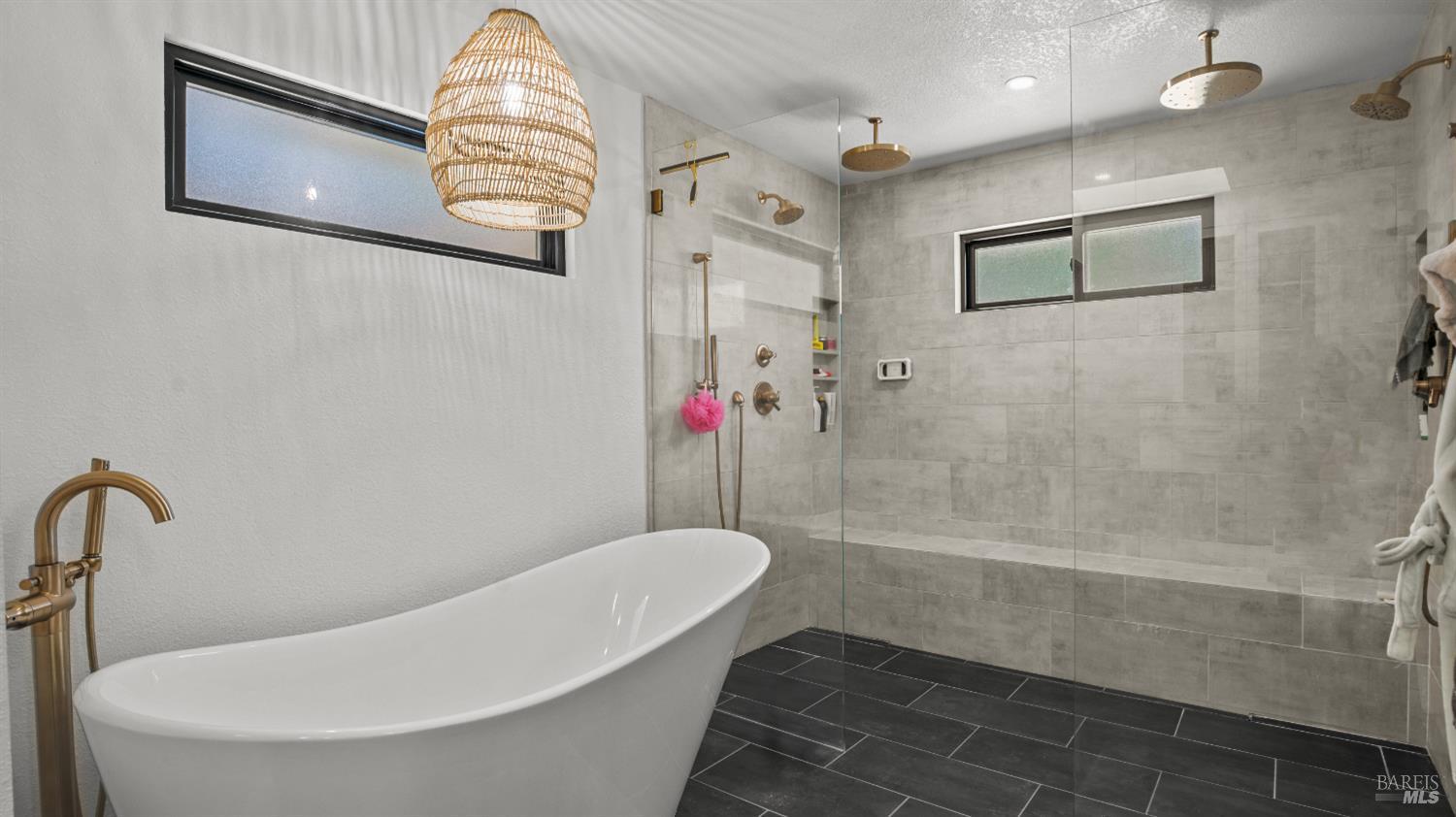 1081 Tamarisk Drive Unit: #A