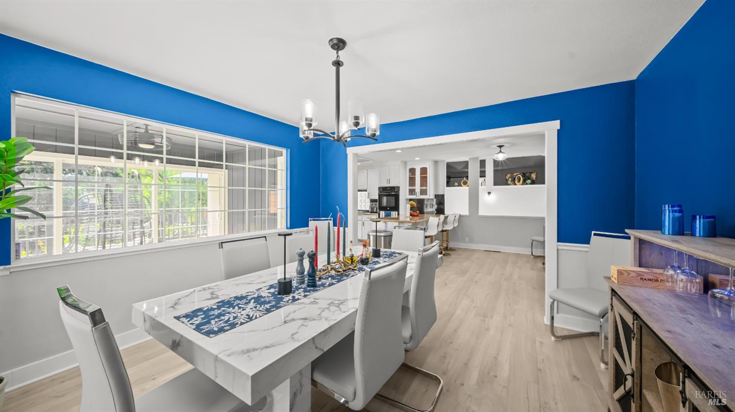 1081 Tamarisk Drive Unit: #A