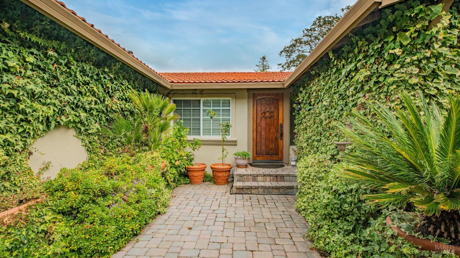 22 Greengate Court