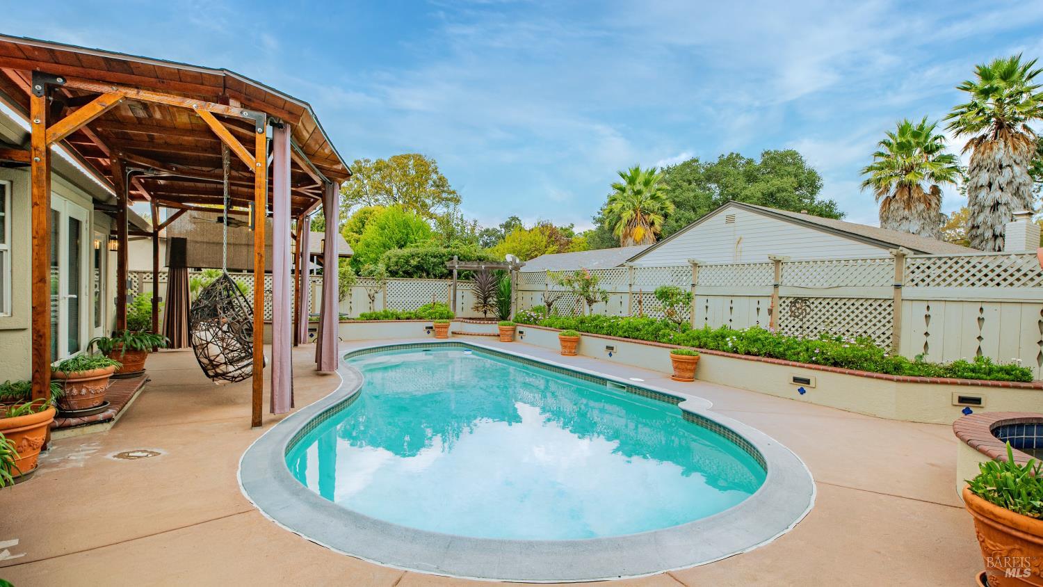 22 Greengate Court