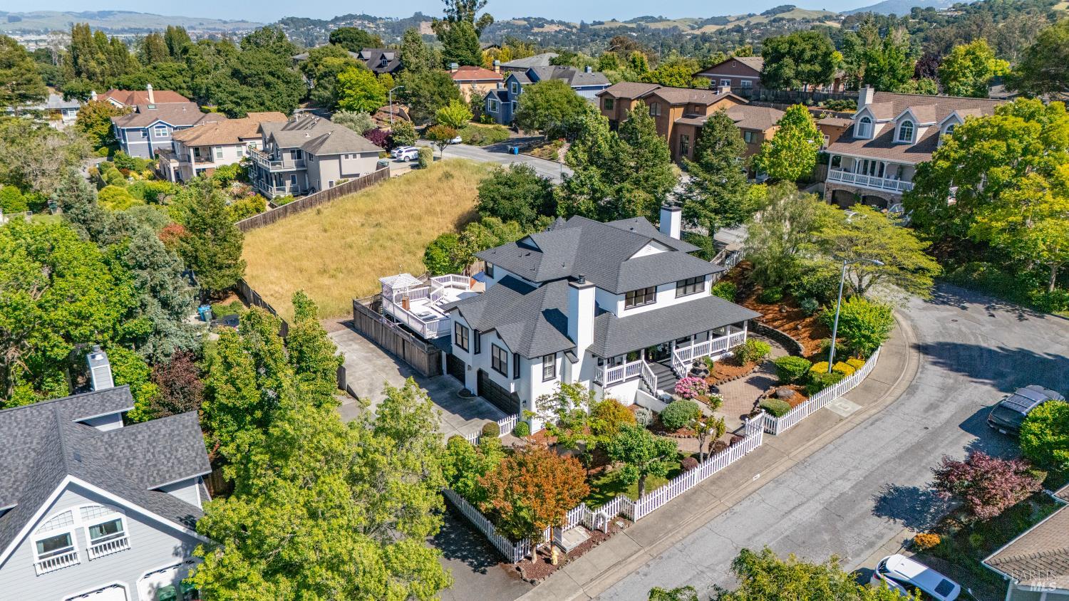 782 El Paseo Drive