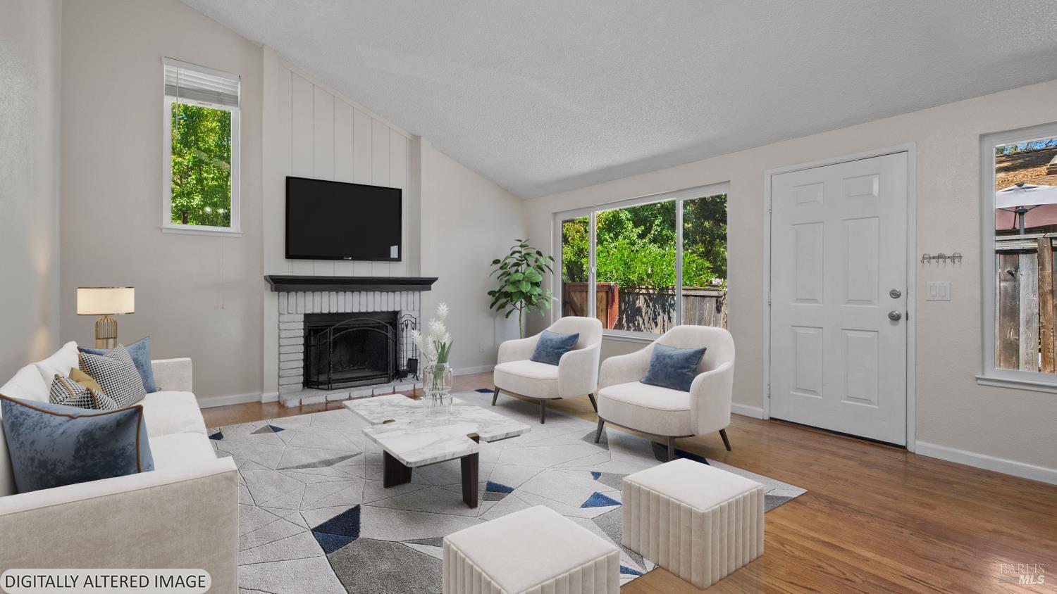 850 E Cotati Avenue Unit: #3