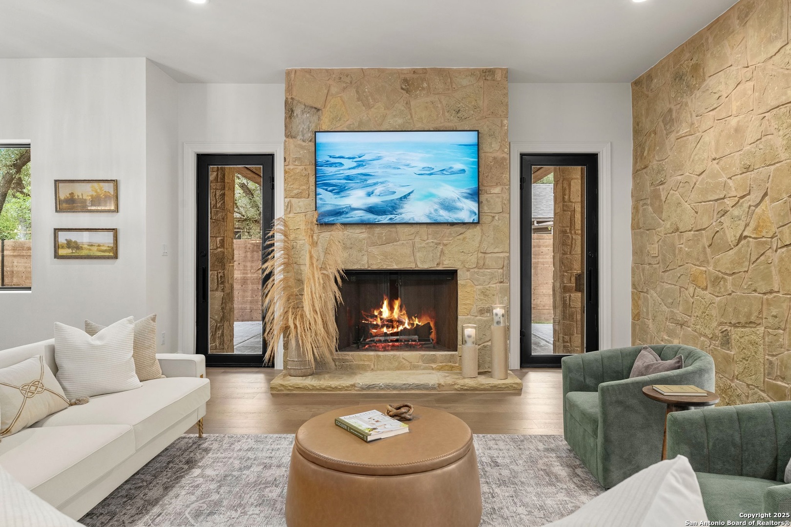 318 TUXEDO AVE