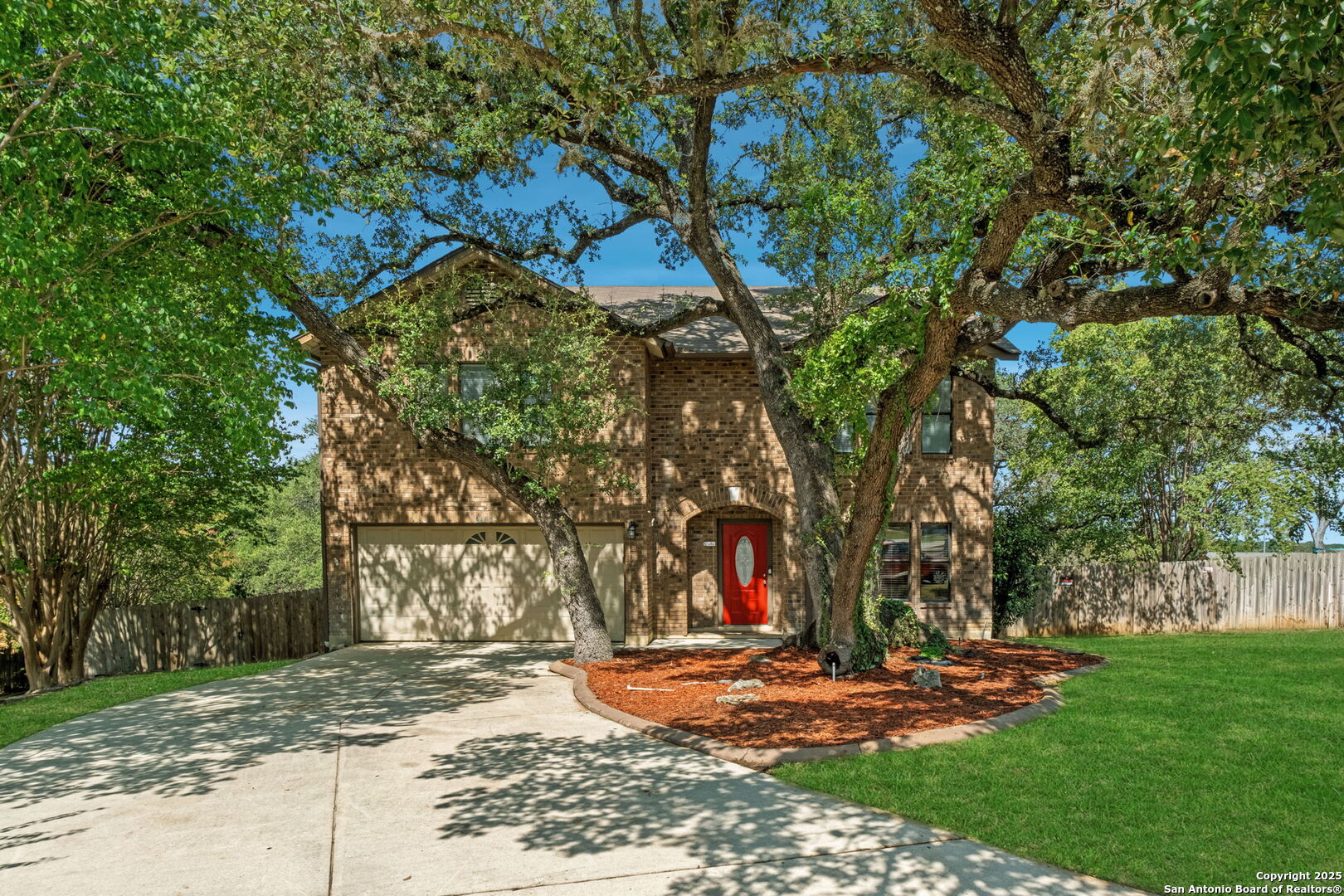 2814 Redriver Creek