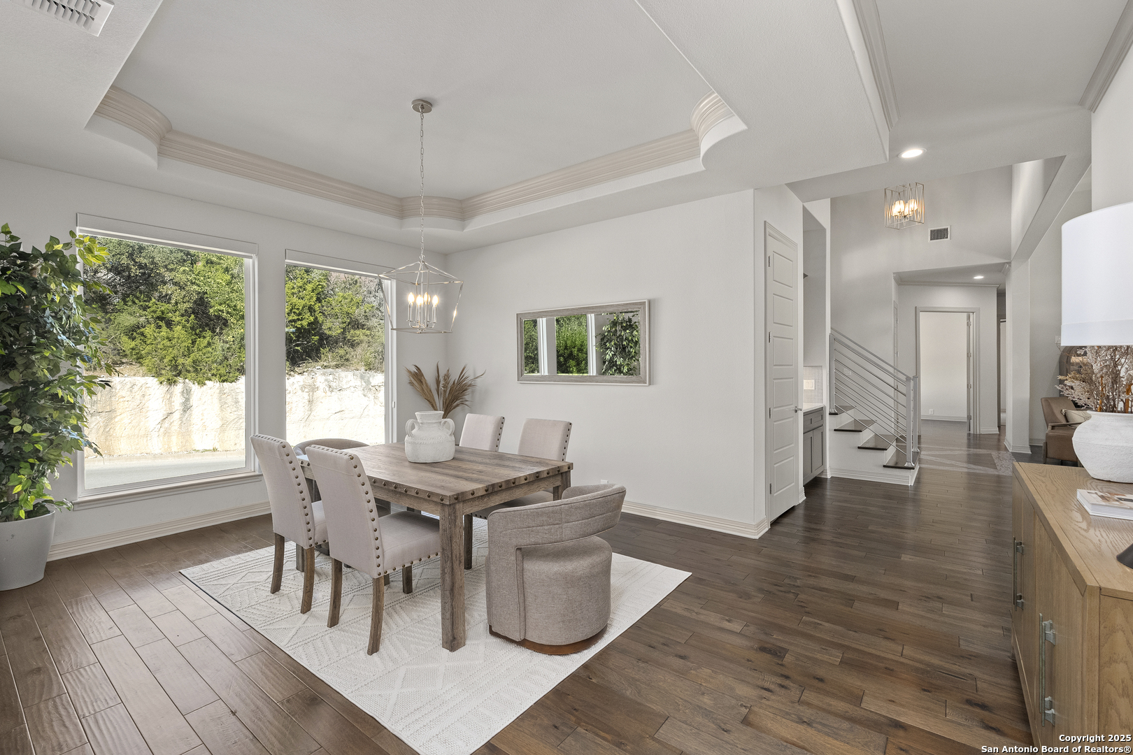 302 Majestic Bluff