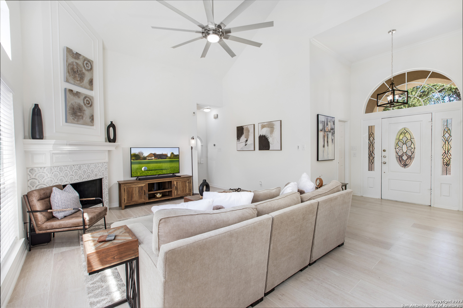 16019 CHASE HILL BLVD