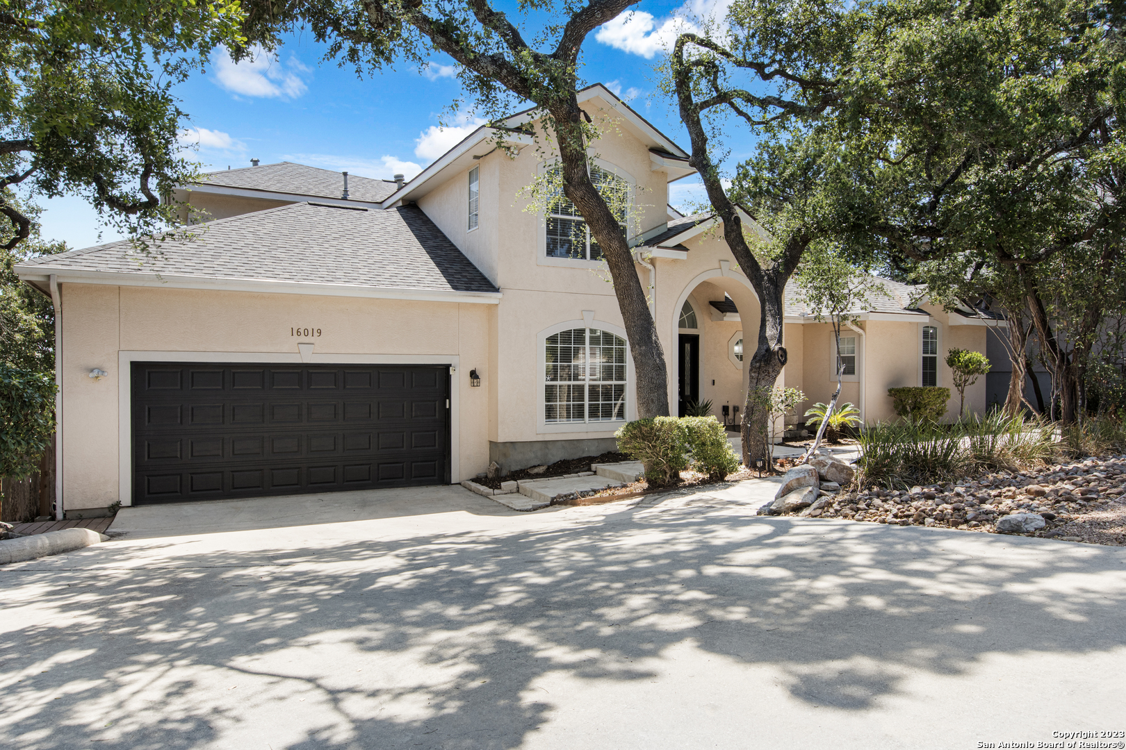 16019 CHASE HILL BLVD