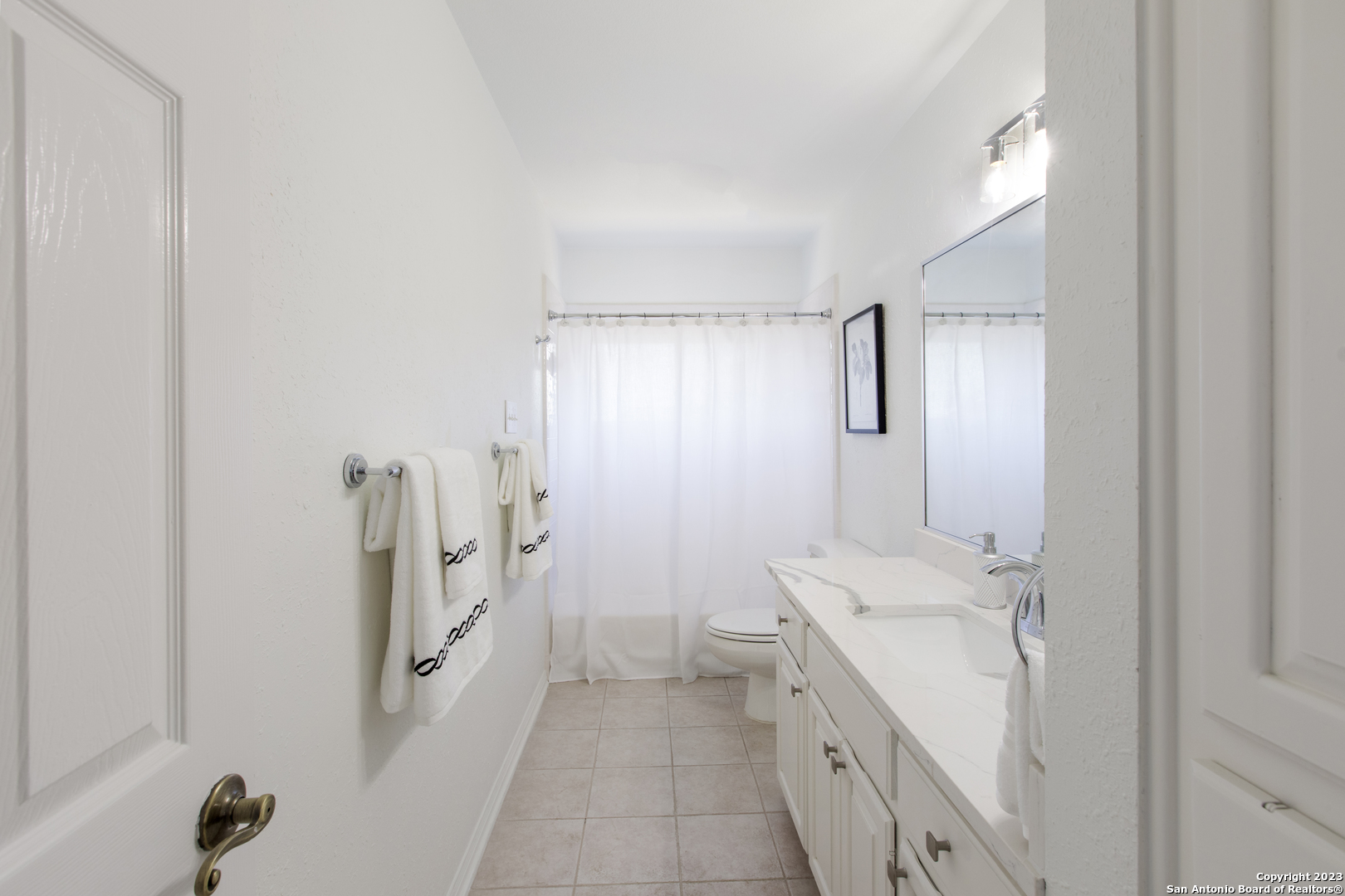 16019 CHASE HILL BLVD