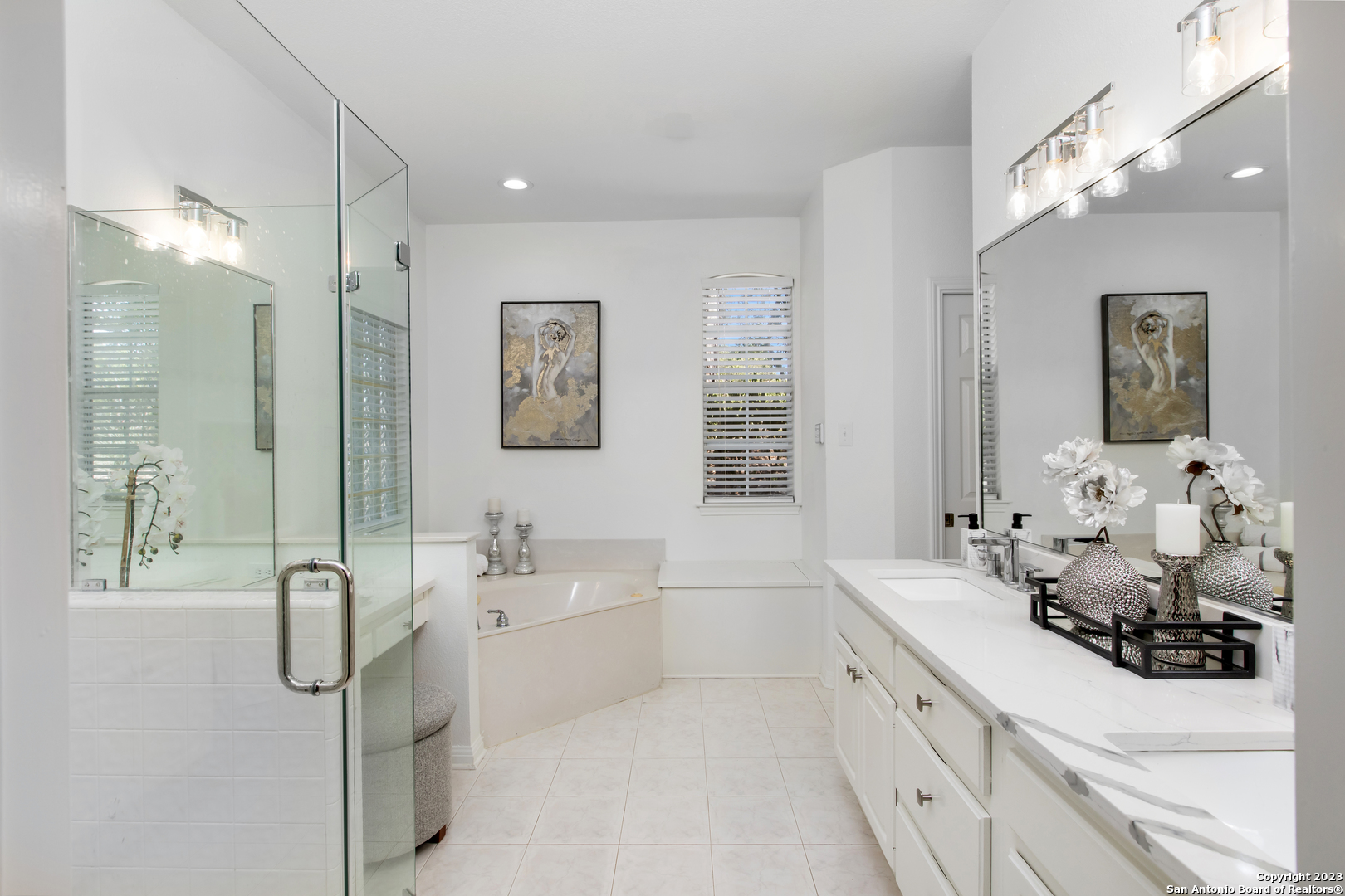 16019 CHASE HILL BLVD