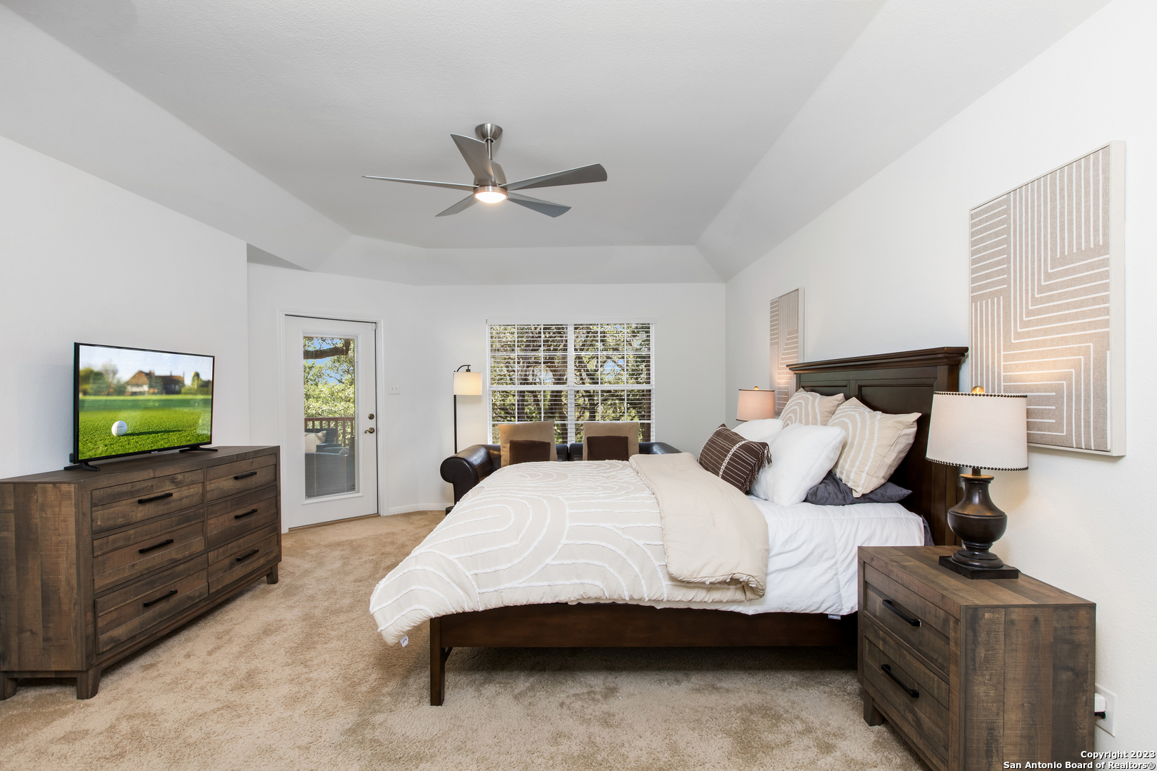 16019 CHASE HILL BLVD