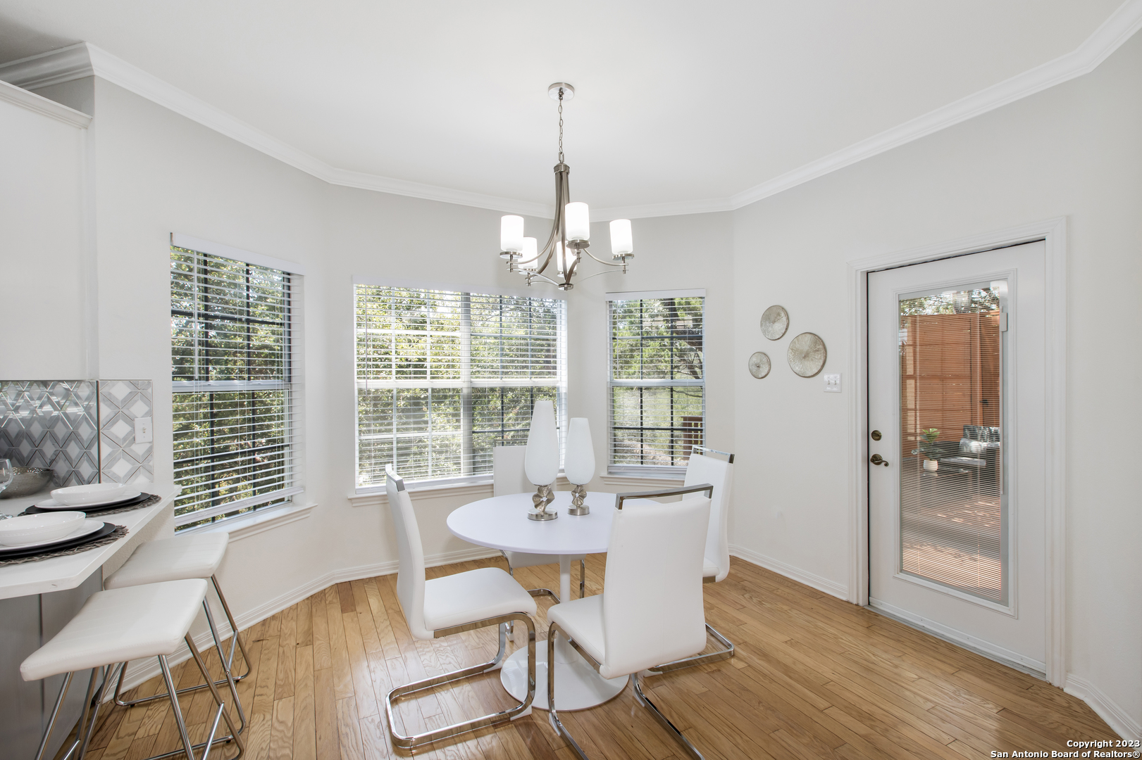 16019 CHASE HILL BLVD