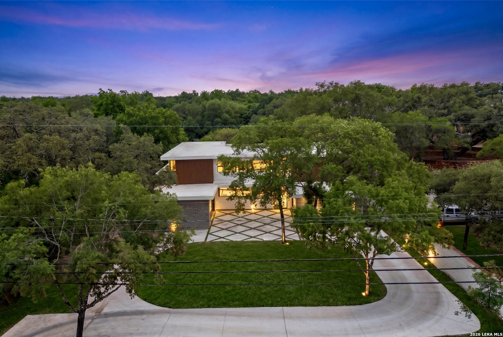 110 ROCKHILL DR