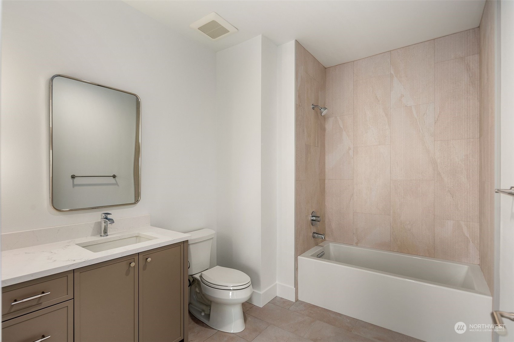 317 5th Avenue Unit: 104