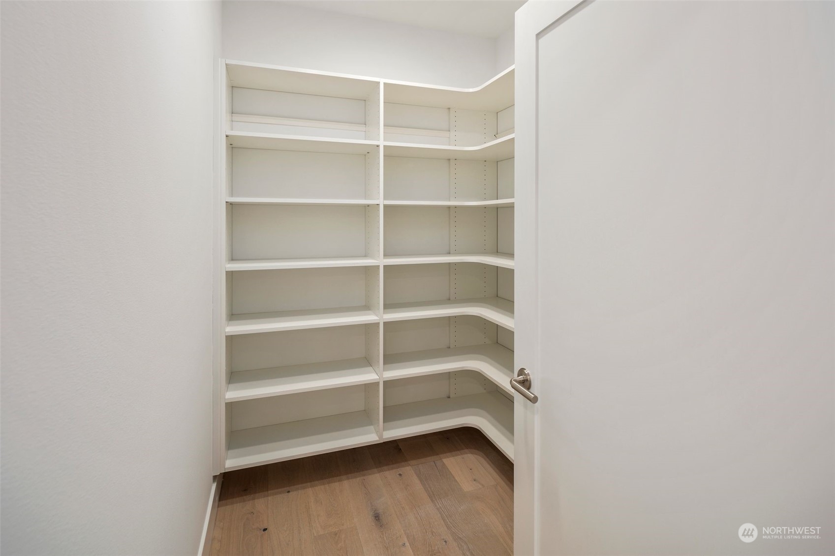317 5th Avenue Unit: 203