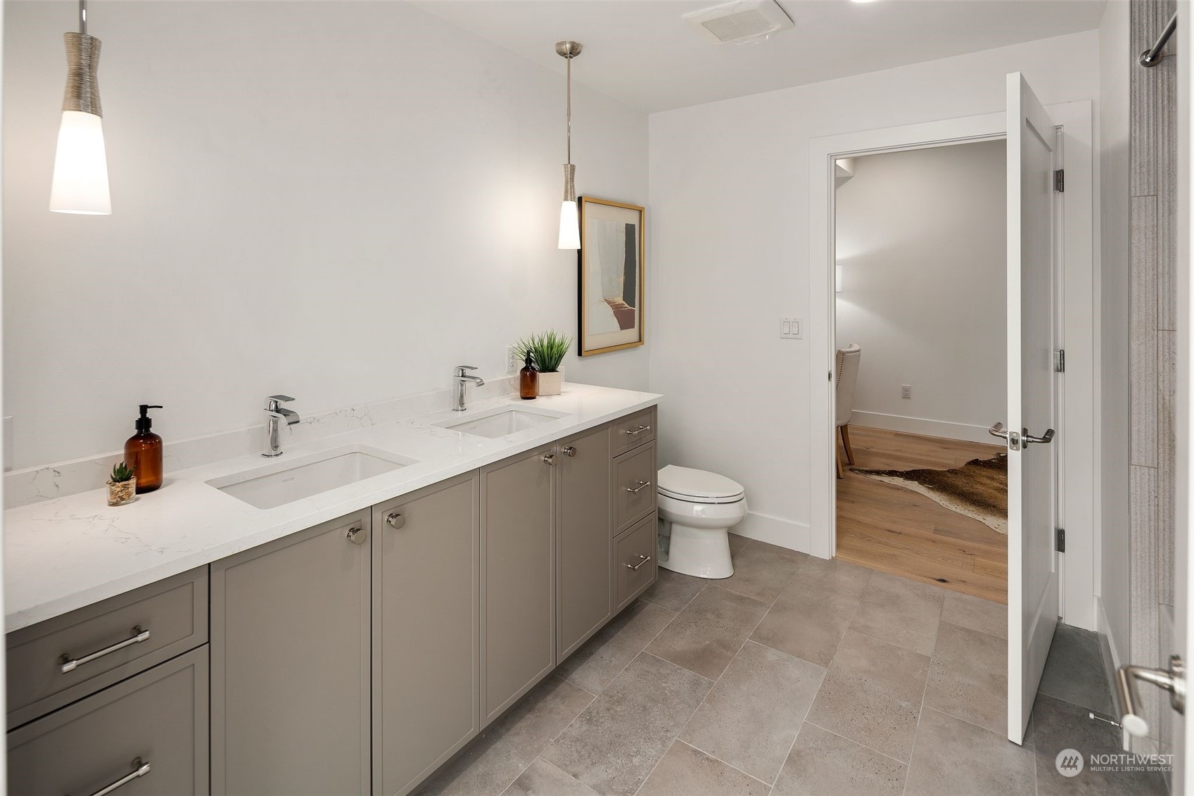 317 5th Avenue Unit: 203
