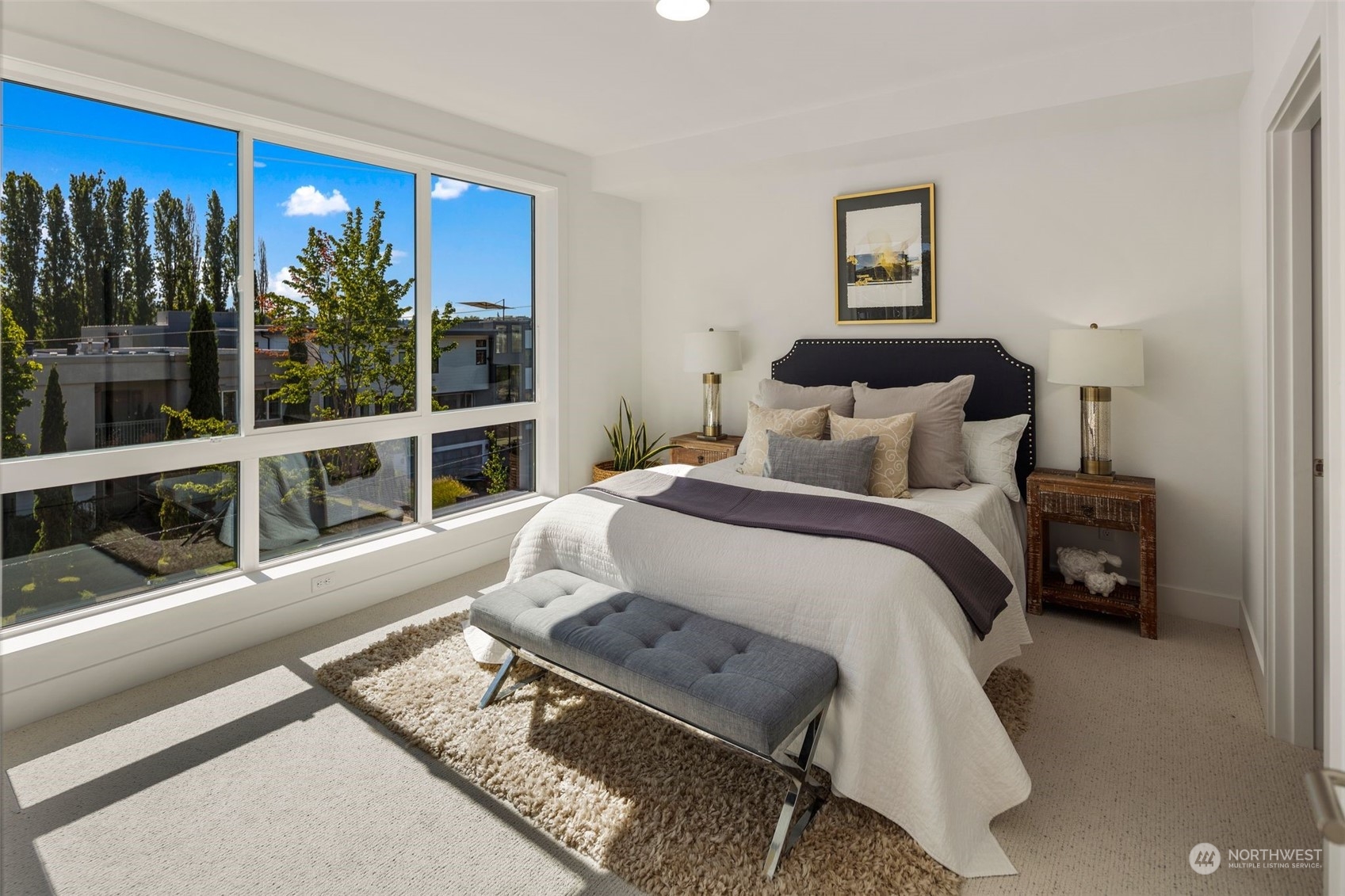 317 5th Avenue Unit: 203