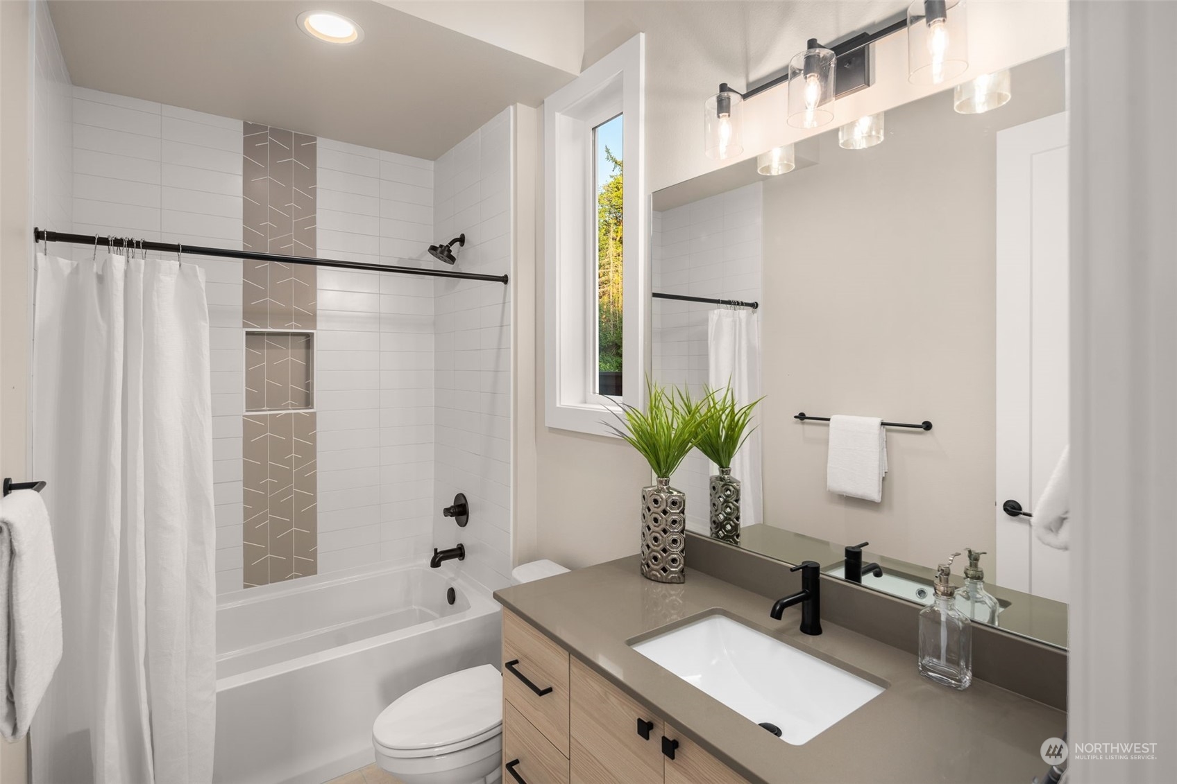 1252 Lancaster Way SE (Lot-14)