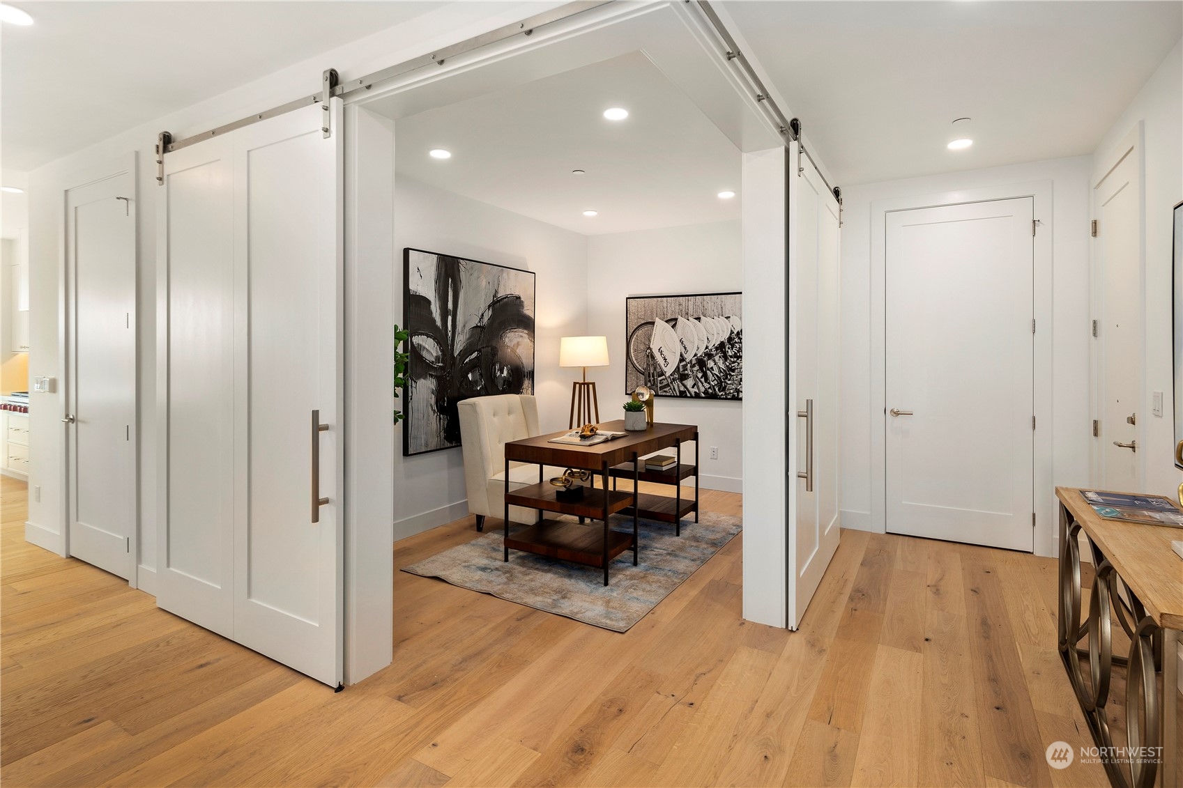 317 5th Avenue Unit: PH302