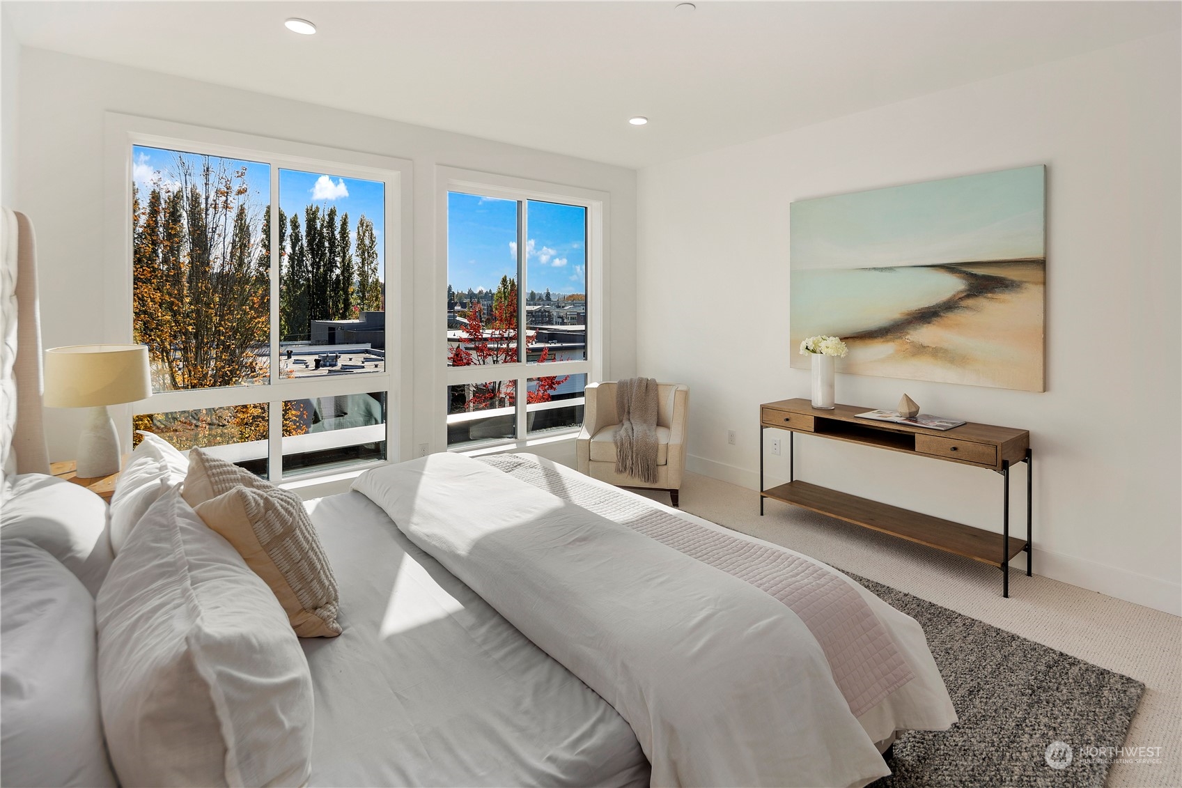 317 5th Avenue Unit: PH302
