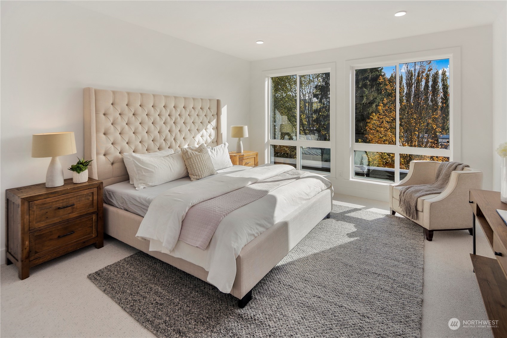 317 5th Avenue Unit: PH302