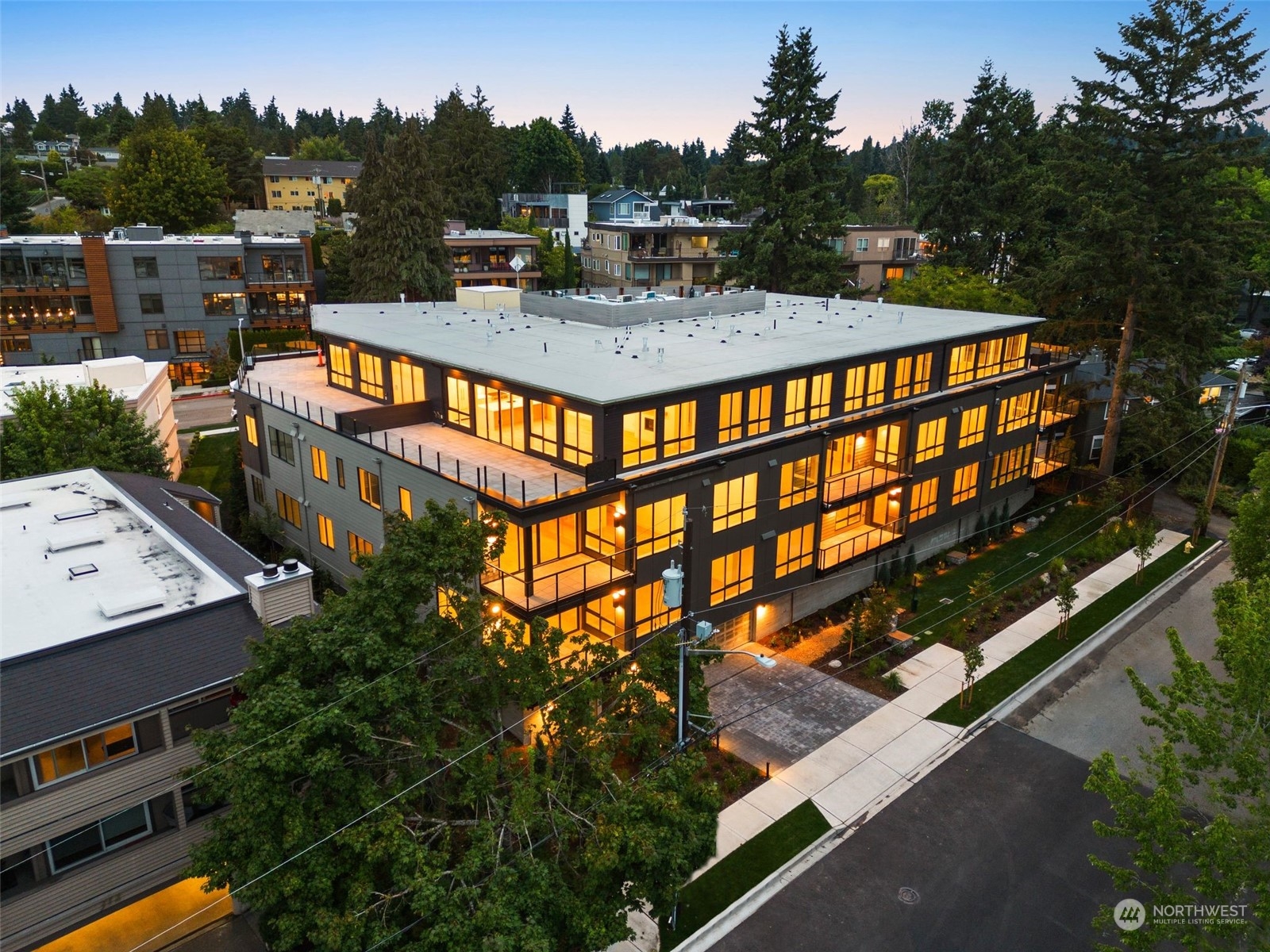 317 5th Avenue Unit: 301