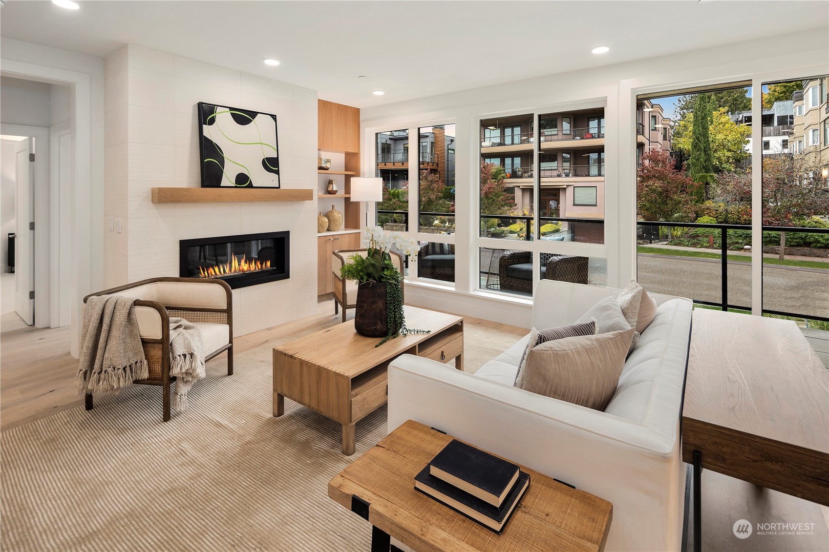 317 5th Avenue Unit: 205